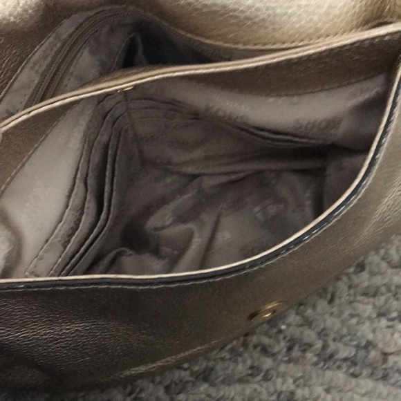 Michael Kors Bedford Tassel Gold Pebbled Leather Flap Bag - Picture 9 of 16